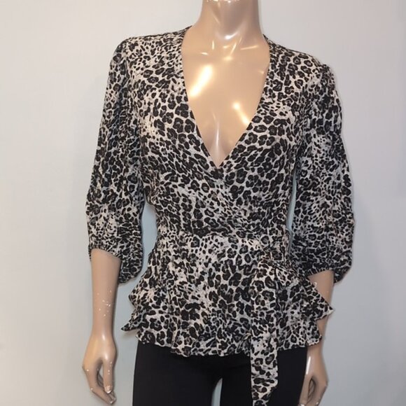 Banana Republic Leopard Print Wrap Top Peplum Hem Balloon Sleeve Low Vneck - Picture 13 of 13